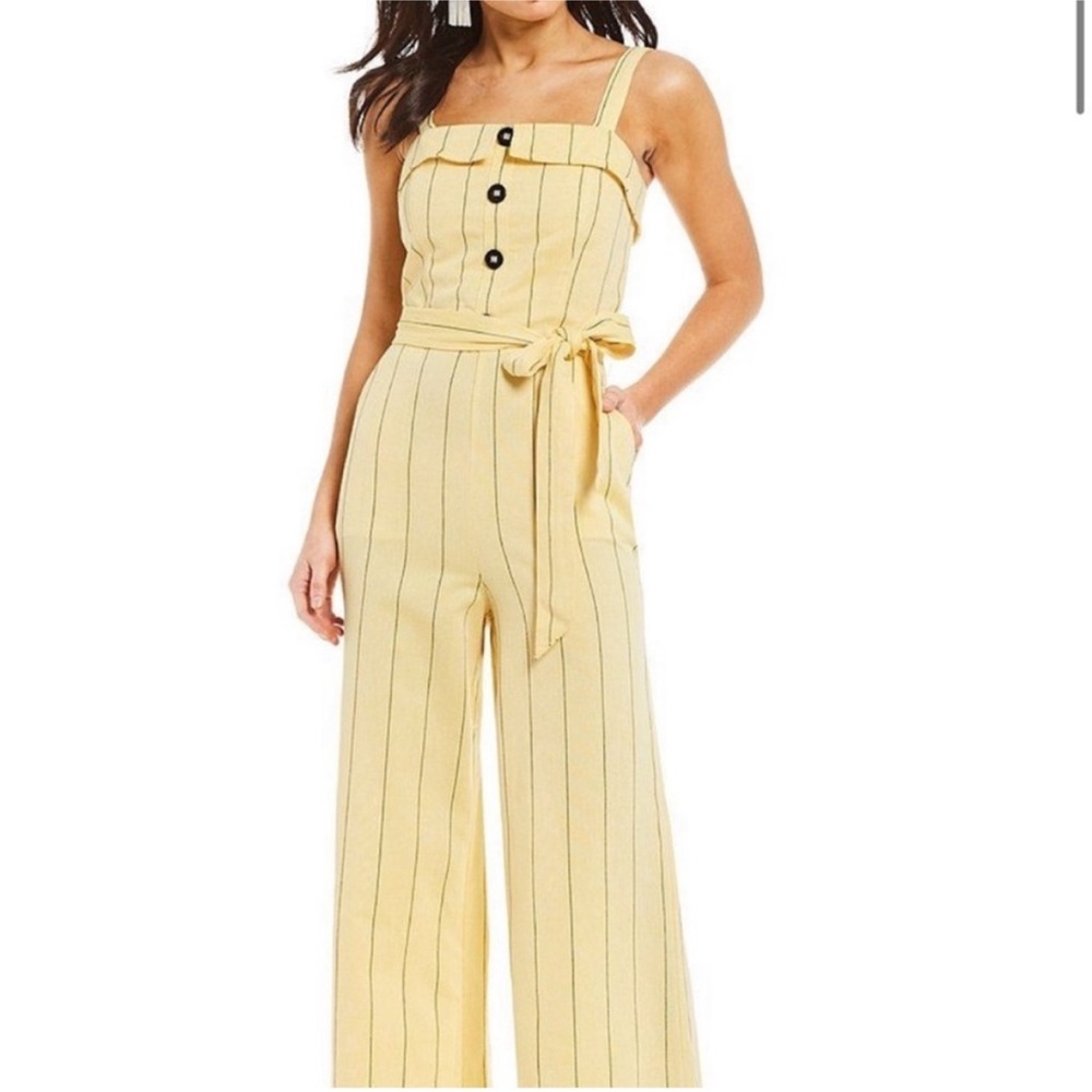 Gianni Bini Yellow Striped Sleeveless Cotton/Linen Blend Jumpsuit.